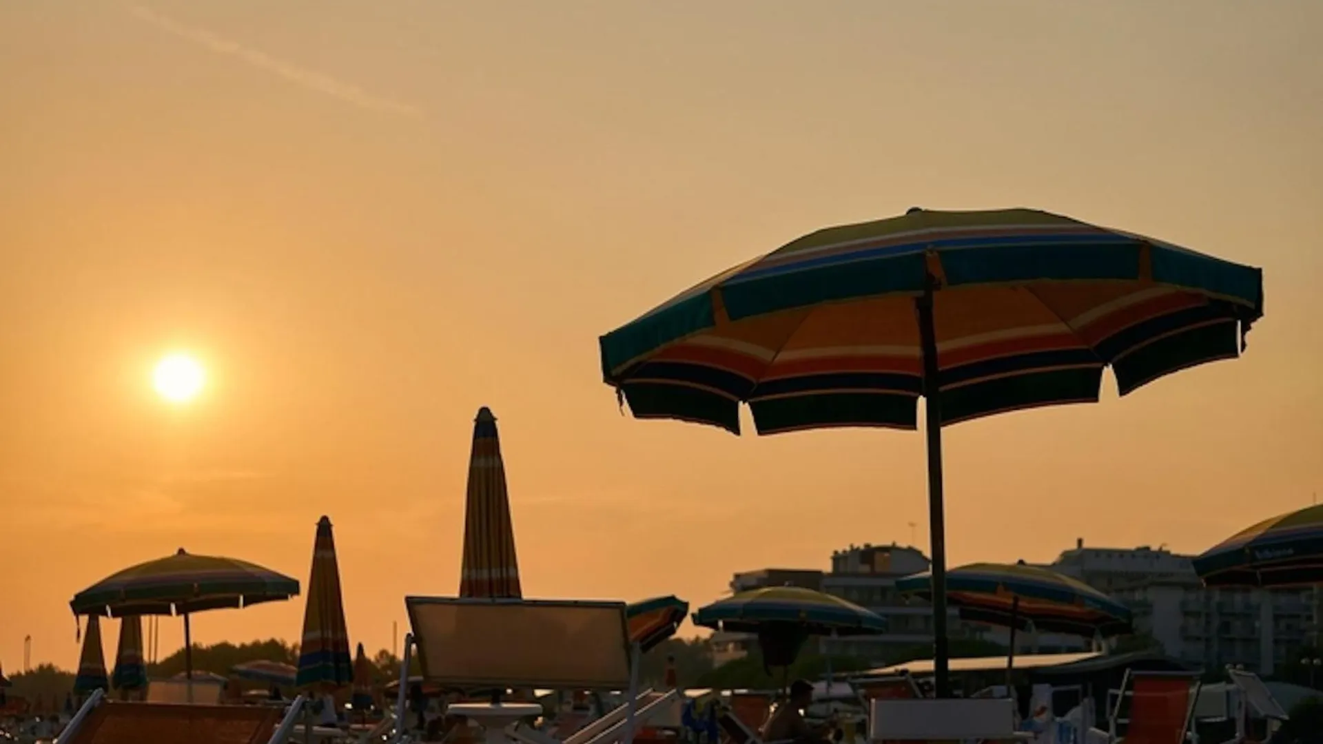 Sand, Sun, And Beach Enjoy Your Escape Μπιμπιόνε 0*,